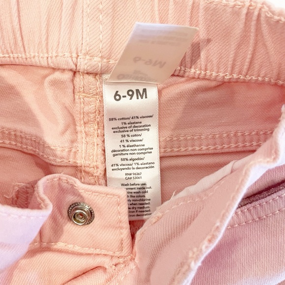 OshKosh B’gosh 6-9M pink bottoms - Picture 5 of 6
